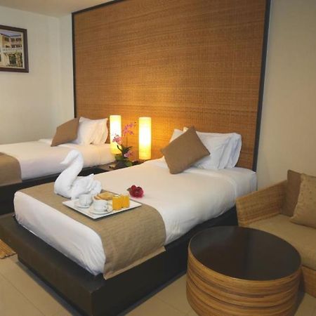 Swutel Hotel Bangkok Exterior foto
