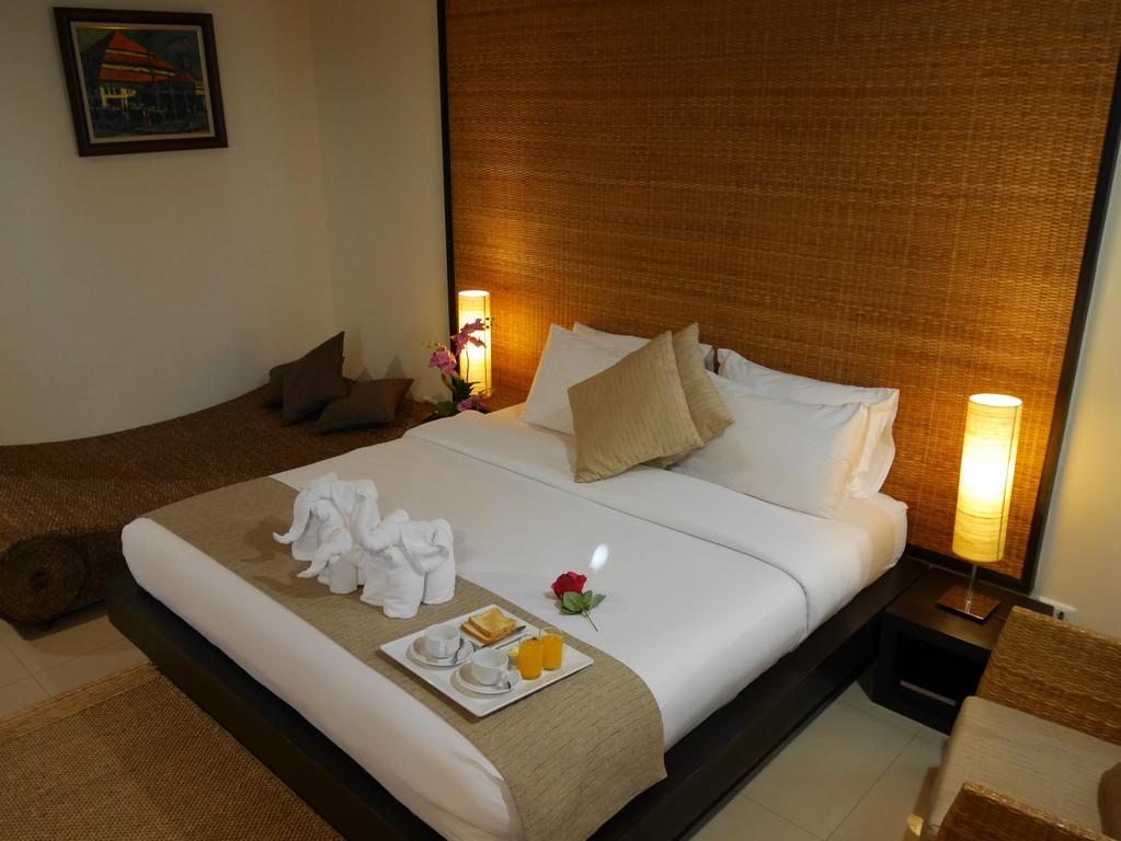 Swutel Hotel Bangkok Exterior foto